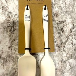Rae Dunn Flip Mix spatula set